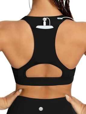 QUEENIEKE Sports Bra with Phone Pocket